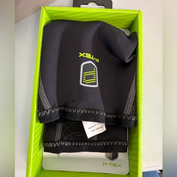 P-TEX ** PRO CALF SLEEVE ** SMALL" P-TEXC200 knit compression new - Picture 4 of 5